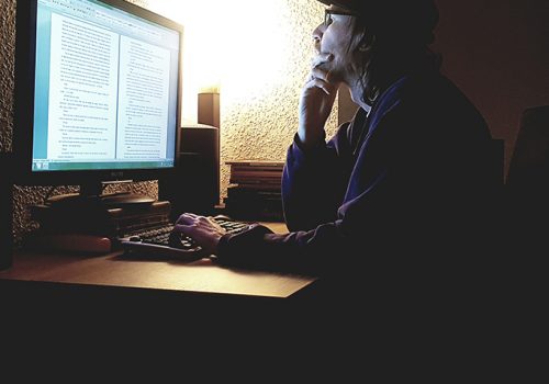 Curso Cómo escribir guiones de ficción profesionales